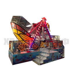 Океанский пиратский корабль